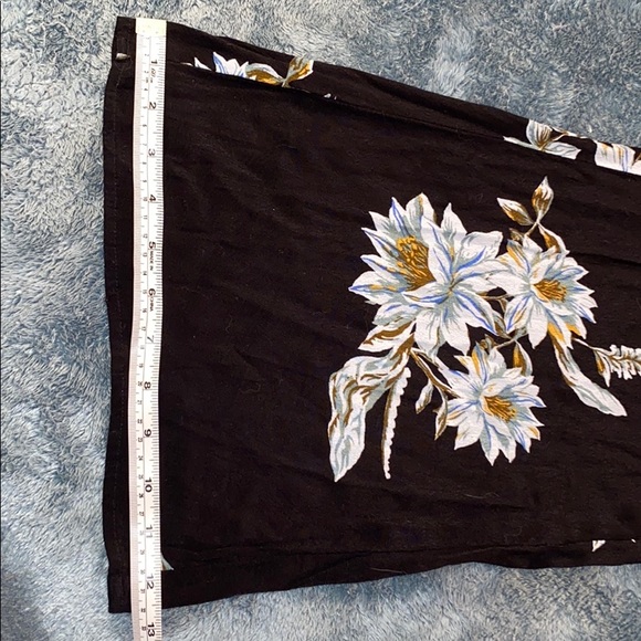 FLORAL HALTER PALAZZO JUMPSUIT - Picture 6 of 8